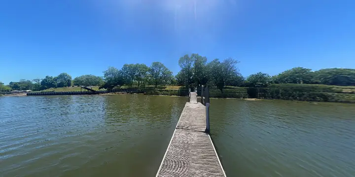 Dock1