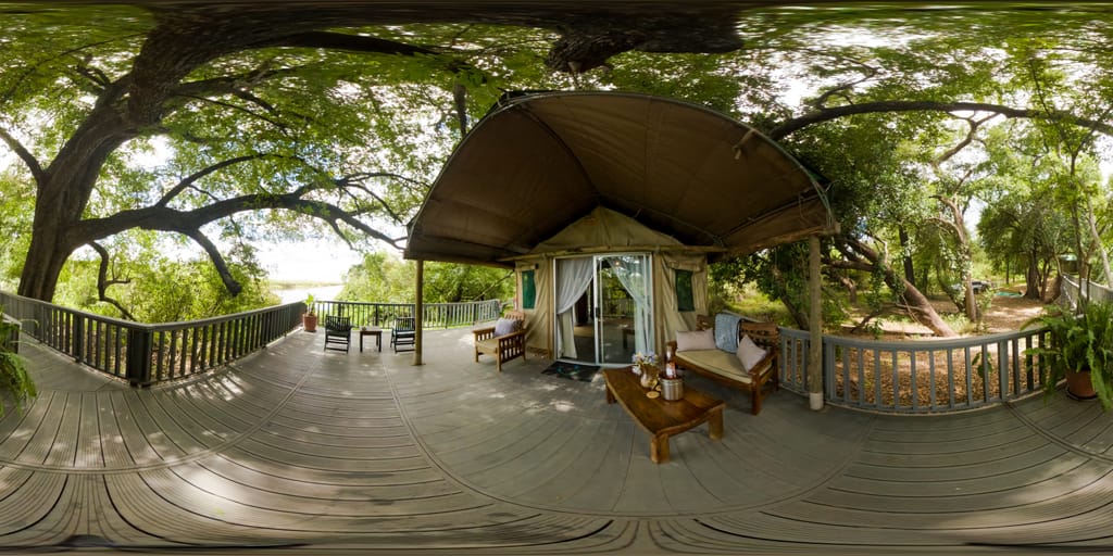 honeymoon_suite_outside