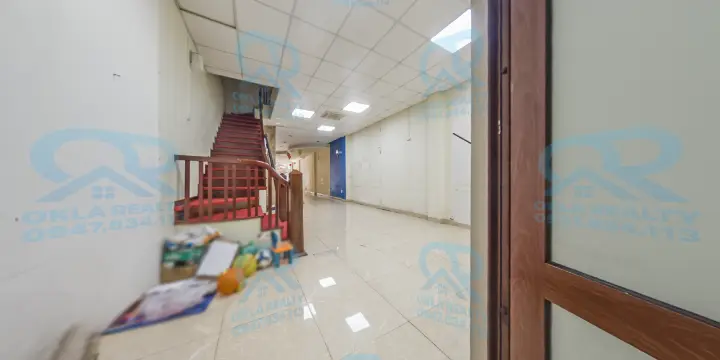 Phòng điện tầng 1