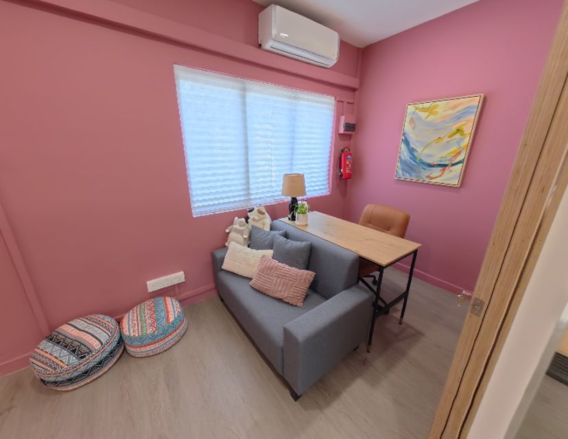 L2 - Kitnap Cat Hotel Office