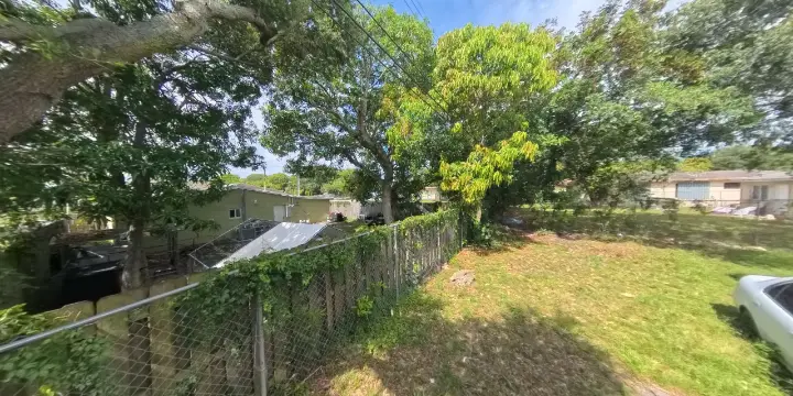2790 NW 15 CT