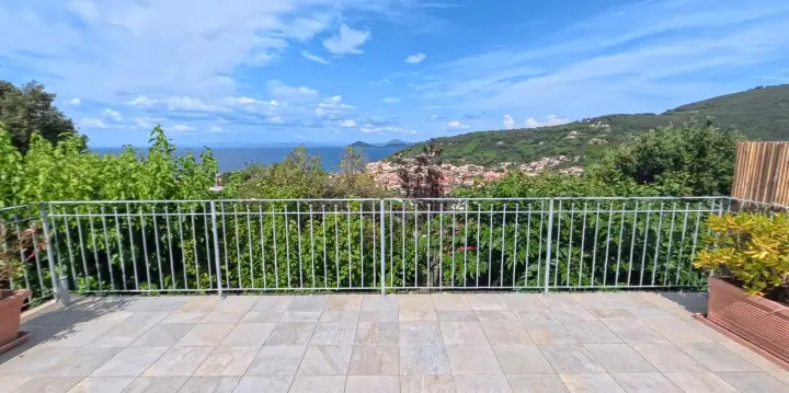 Terrace with sea view